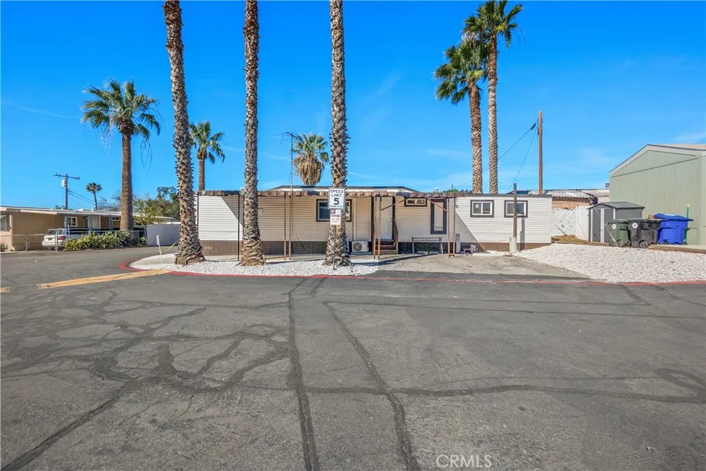 3319 Avalon Street, Unit 78 Riverside, CA 92509 - Photo 13 of 25
