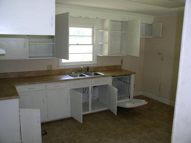 1721 Speedway Drive Anderson, SC 29621 - Photo 3 of 14 Gallery Image 3