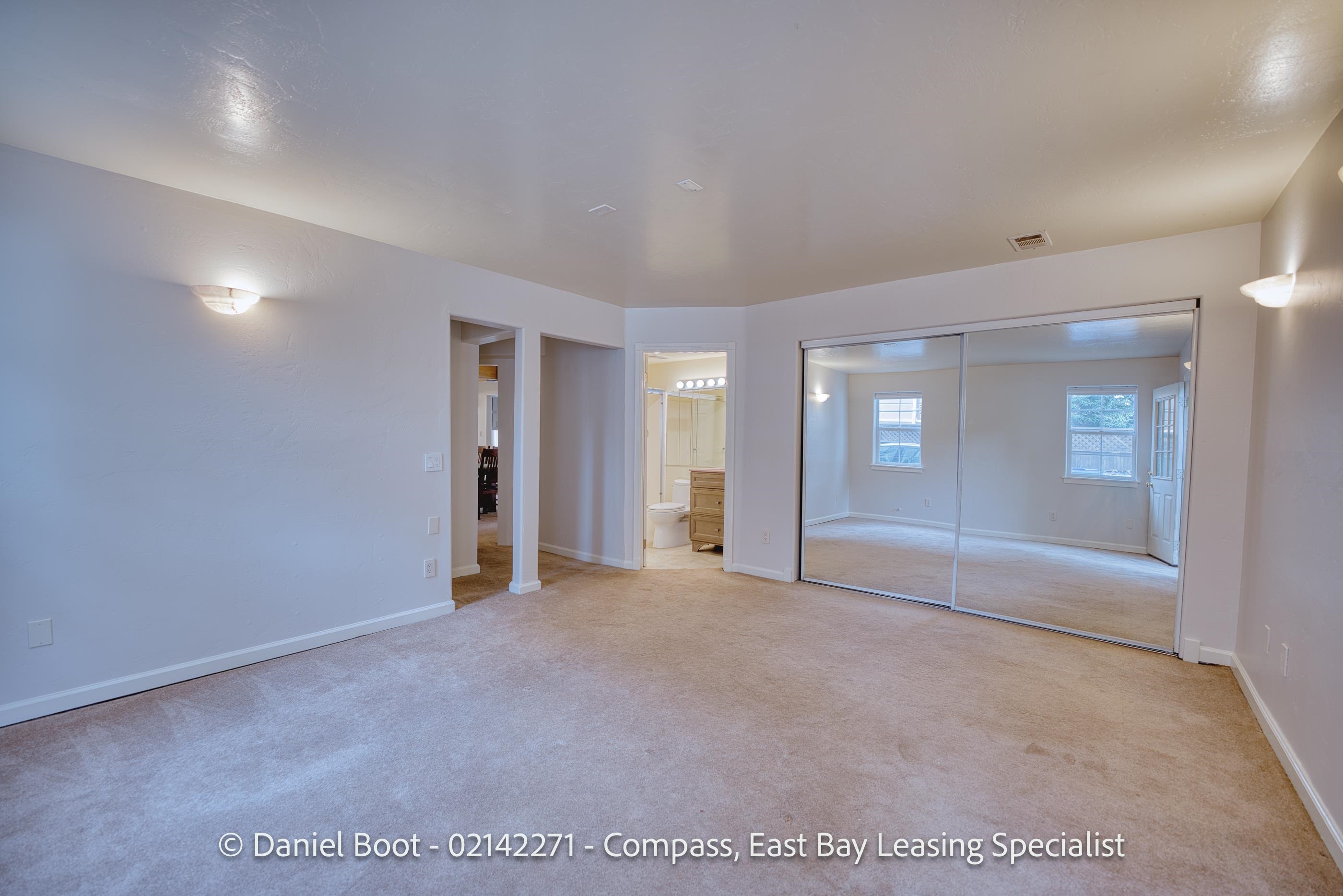 2141 Ward Street Berkeley, CA 94705 - Photo 19 of 41 a view of empty room with window