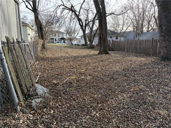$8,000 | 317 Pottawatomie Street, Leavenworth, KS 66048