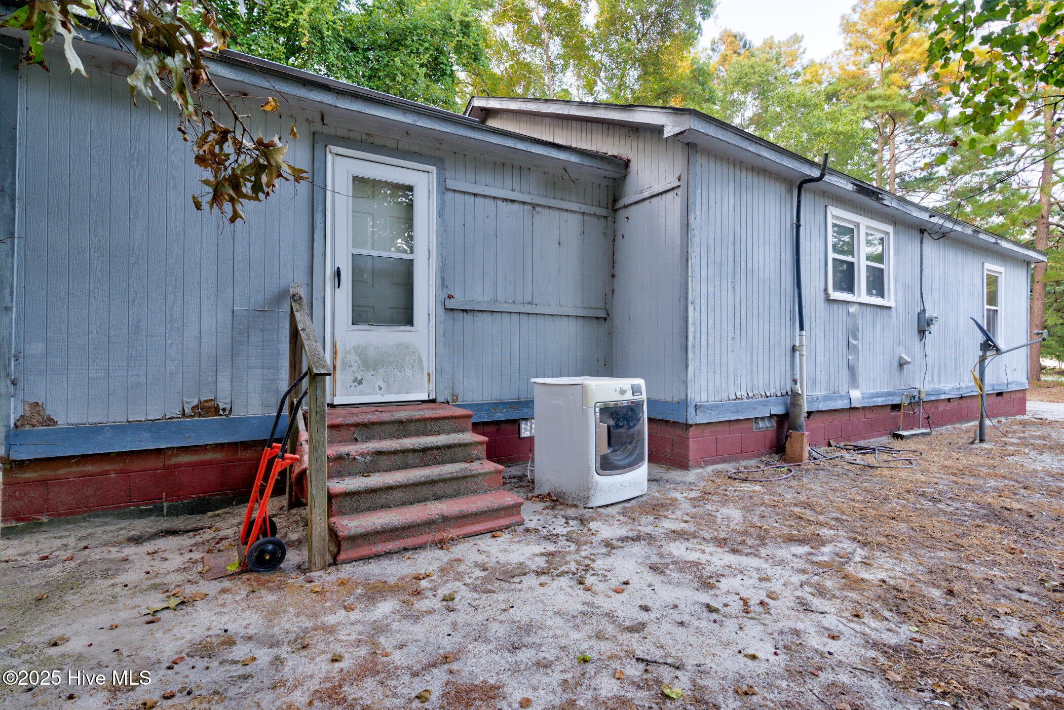27820 Aberdeen Road Marston, NC 28363 - Photo 4 of 27 DSC08224_5_6