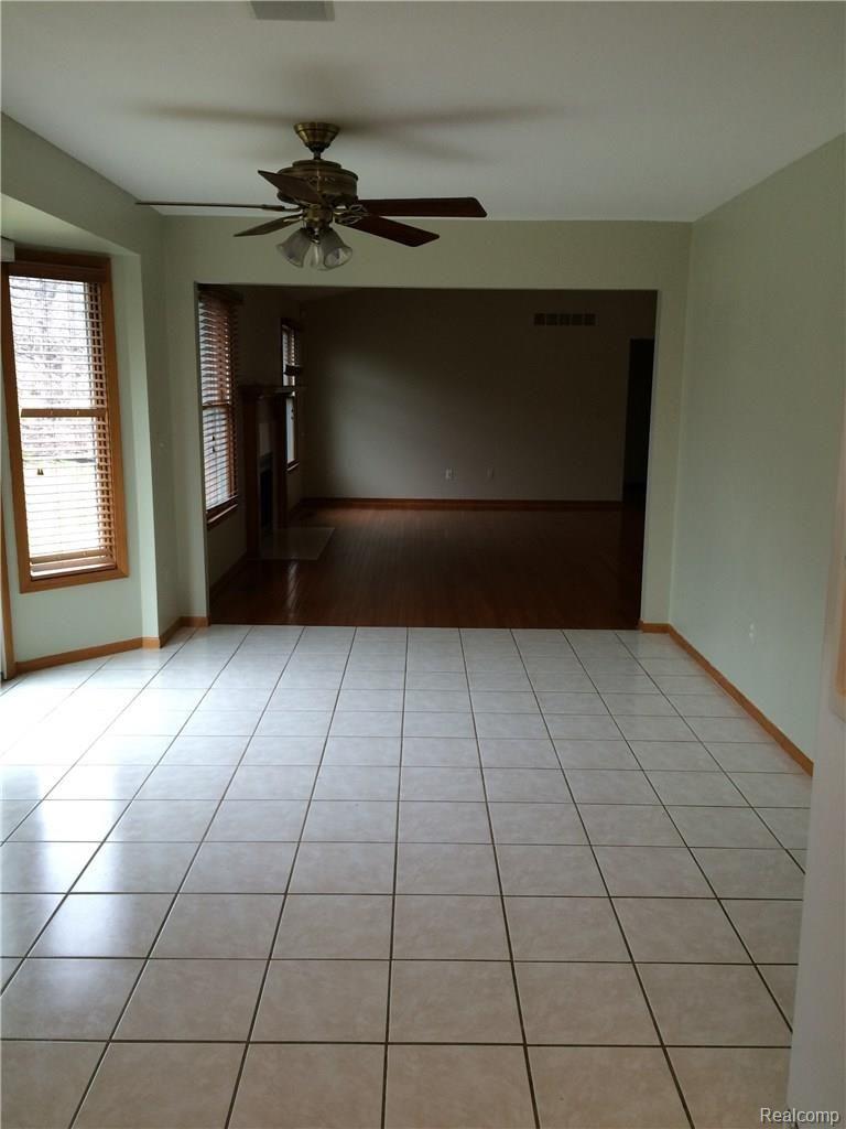 2986 Walbridge Drive Rochester, MI 48307 - Photo 11 of 17 Walbridge 2986 DR.jpg