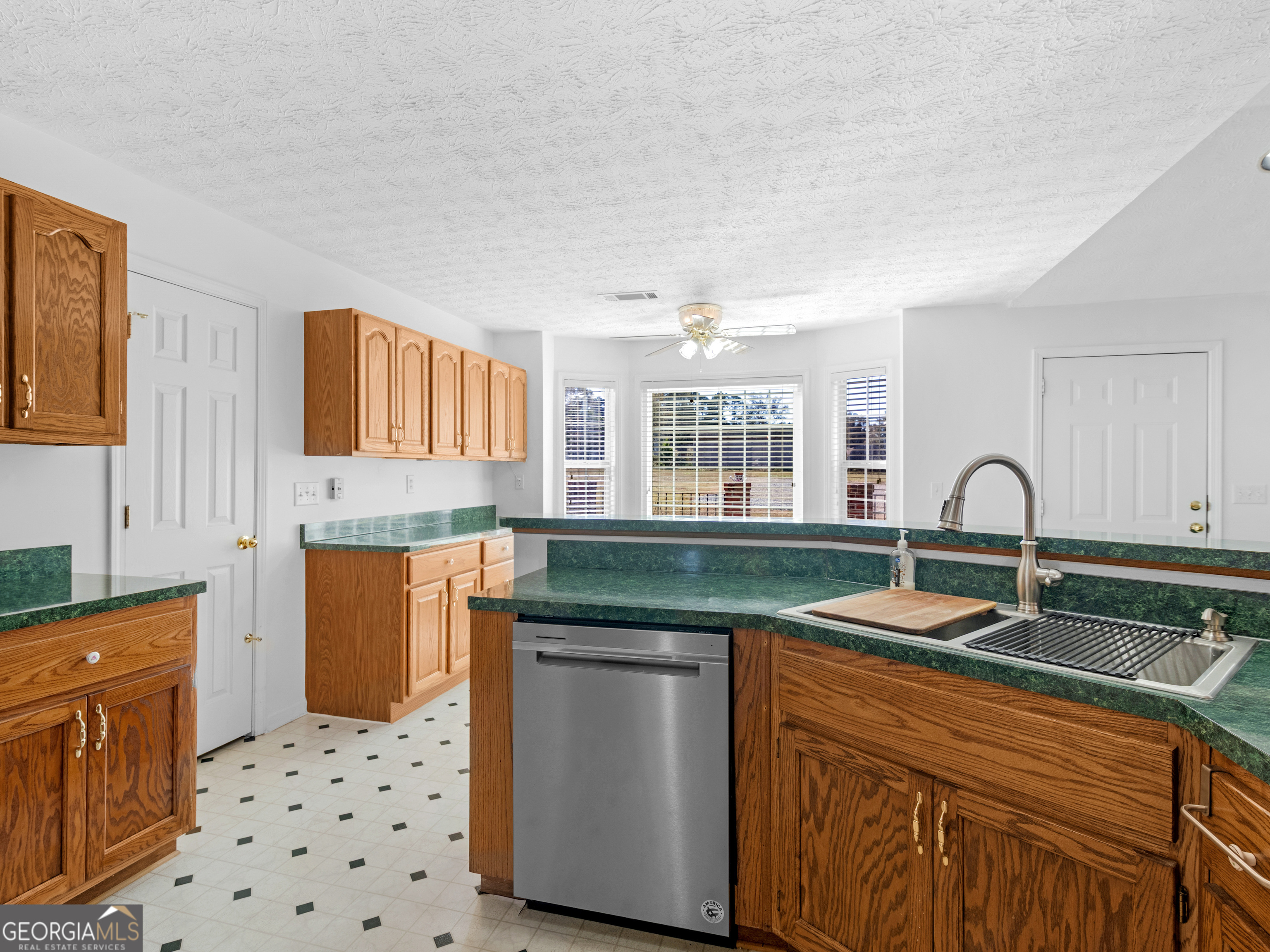 236 Airport Road Griffin, GA 30224 - Photo 21 of 63