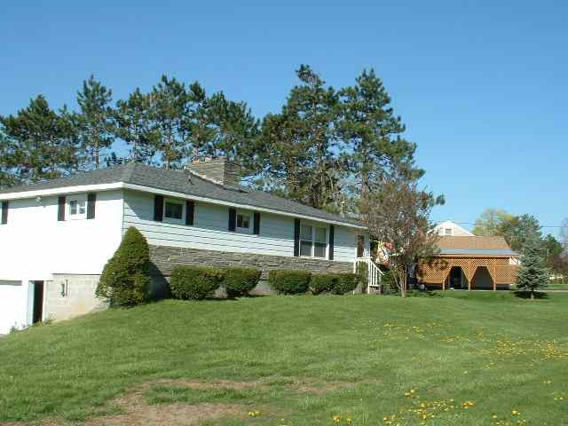 407 McQuade Road Amsterdam, NY 12010 - Photo 1 of 11 Photo 1