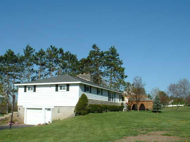 407 McQuade Road Amsterdam, NY 12010 - Photo 2 of 11 Photo 2
