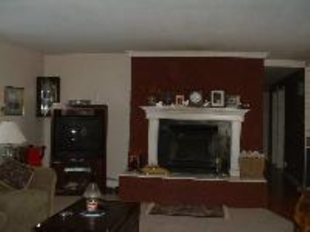 407 McQuade Road Amsterdam, NY 12010 - Photo 9 of 11 Photo 9