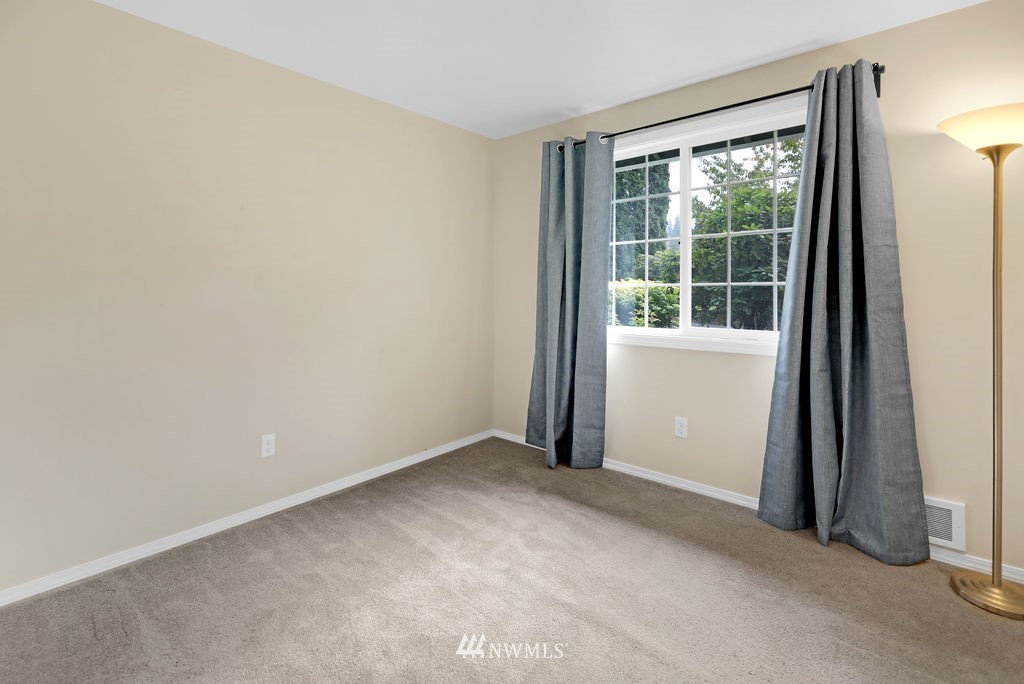 2923 193rd Place Southeast Bothell, WA 98012 - Photo 14 of 28