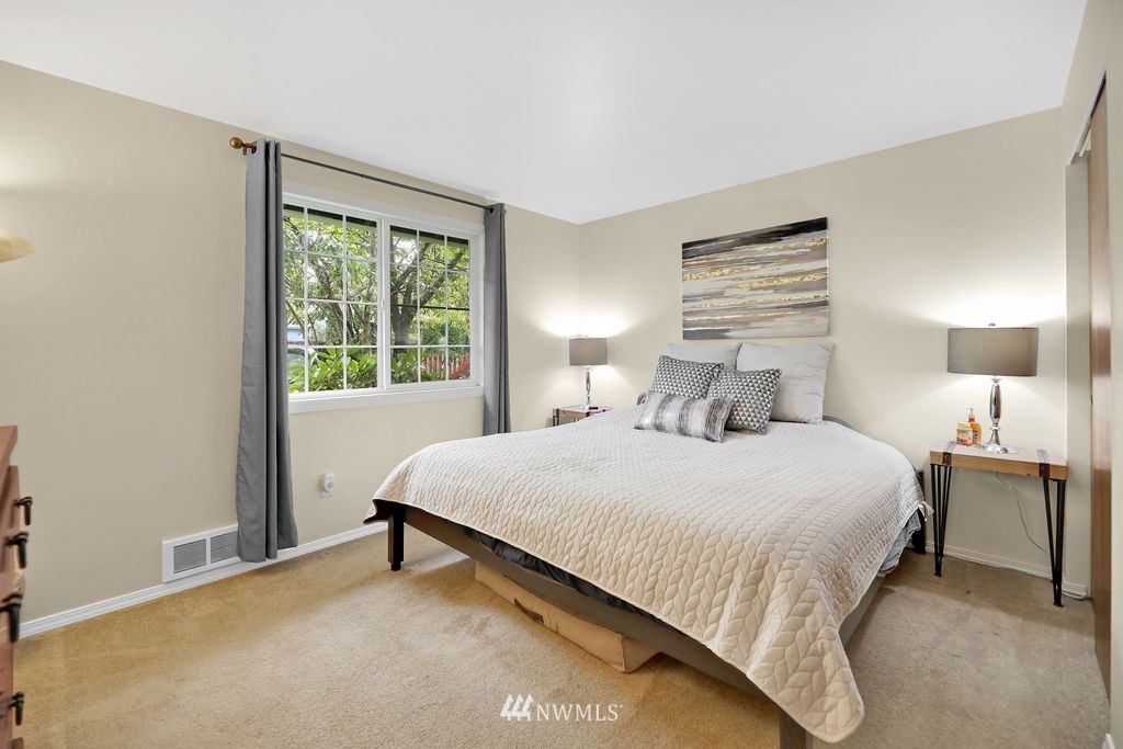 2923 193rd Place Southeast Bothell, WA 98012 - Photo 15 of 28