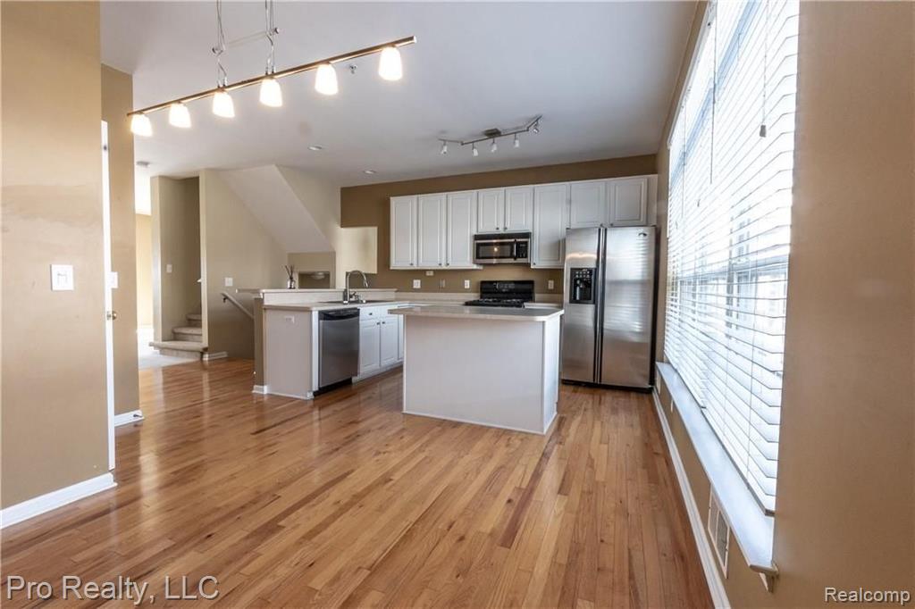 43805 Cherry Grove Road Canton, MI 48188 - Photo 5 of 23