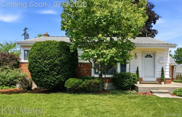 $245,000 | 347 Hecht Drive, Madison Heights, MI 48071