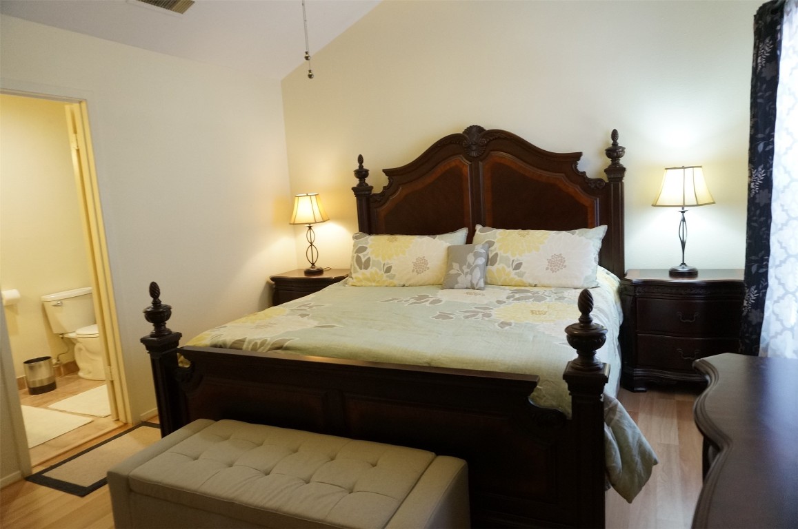 9901 Sharpcrest Street, Unit 8 Houston, TX 77036 - Photo 11 of 24