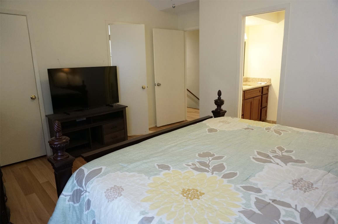 9901 Sharpcrest Street, Unit 8 Houston, TX 77036 - Photo 13 of 24