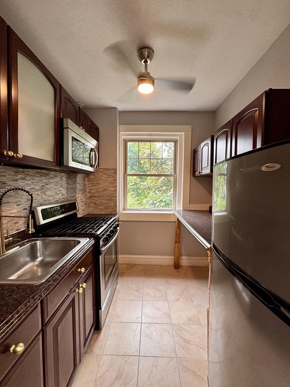 20 Chestnut Street, Unit 103 Malden, MA 02148 - Photo 6 of 12