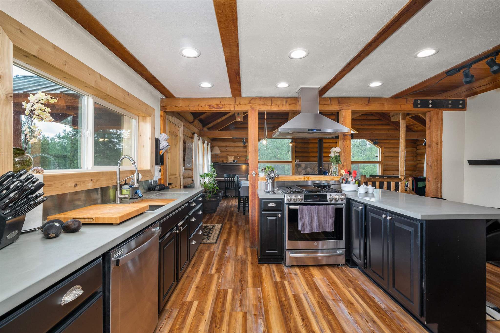 39108 North Madison Road Elk, WA 99009 - Photo 16 of 46