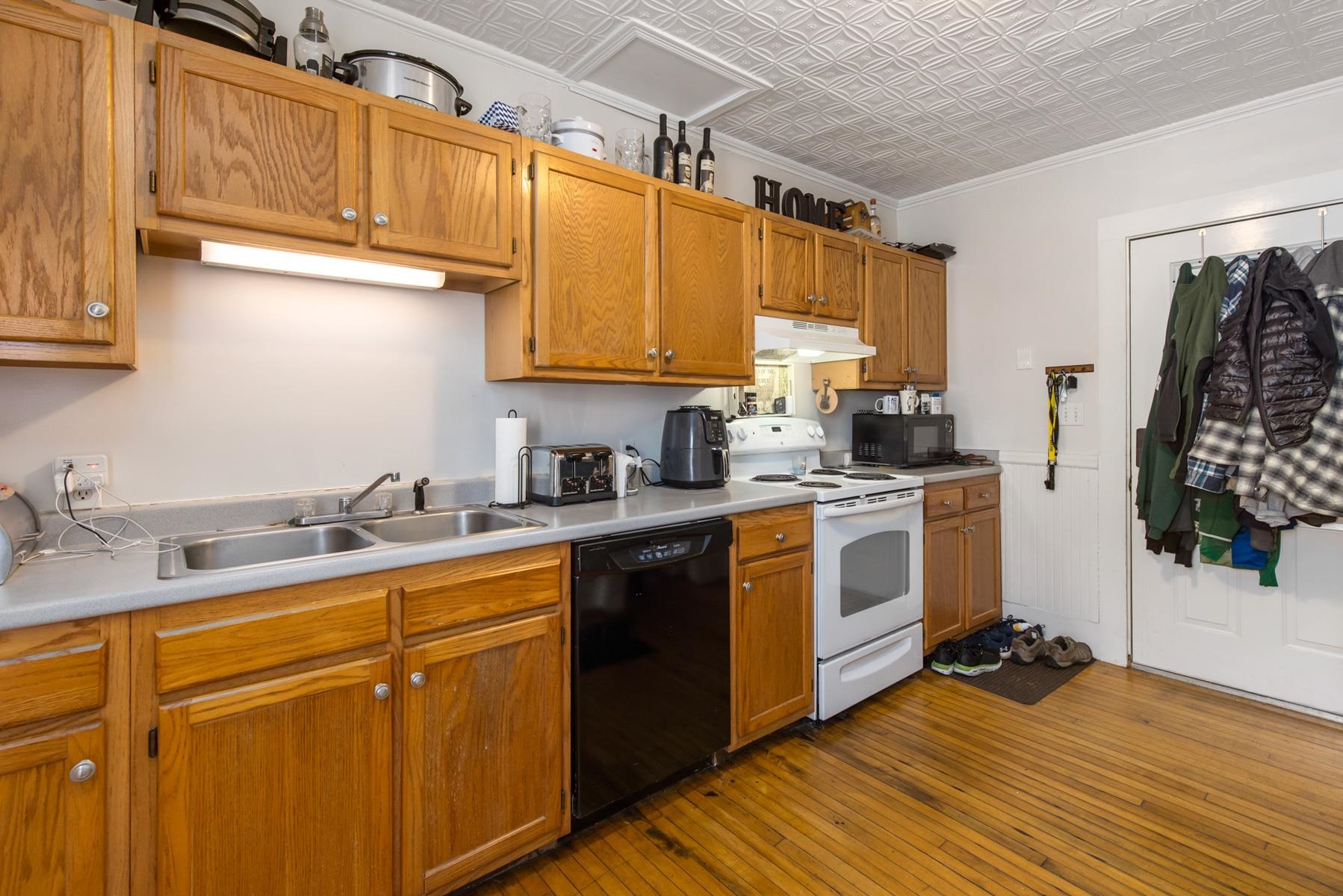 35 Maple Street Dover, NH 03820 - Photo 19 of 40