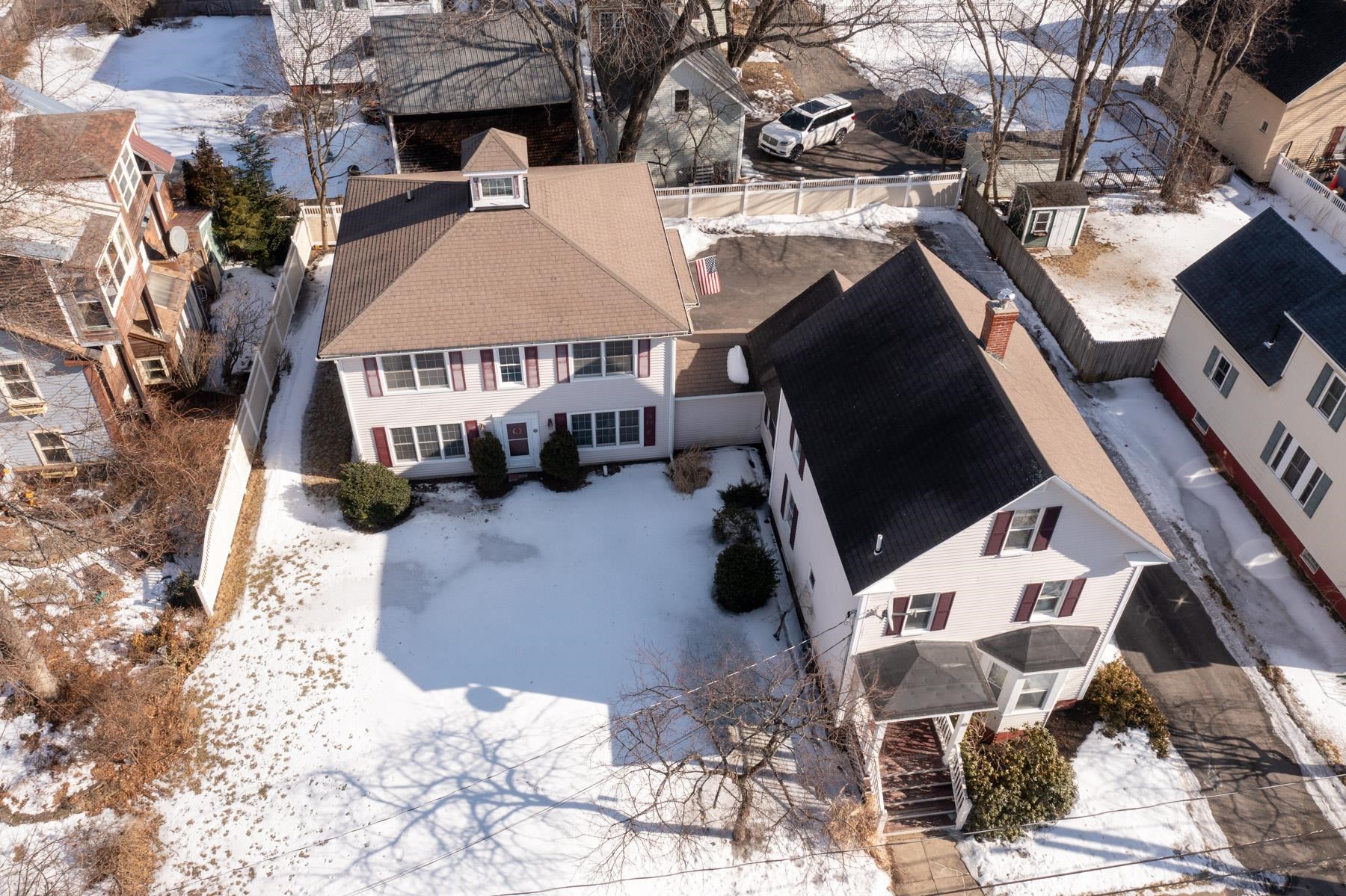 35 Maple Street Dover, NH 03820 - Photo 2 of 40