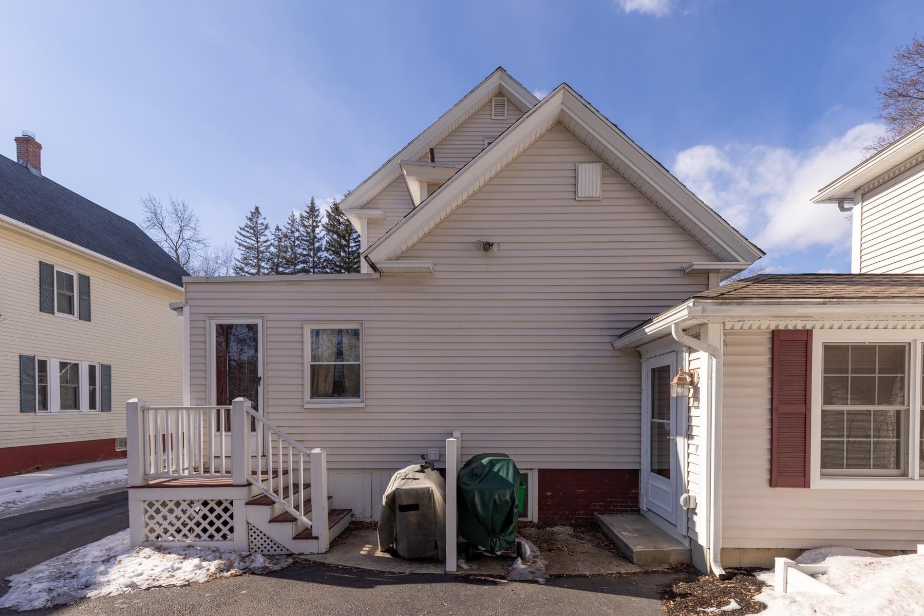 35 Maple Street Dover, NH 03820 - Photo 36 of 40