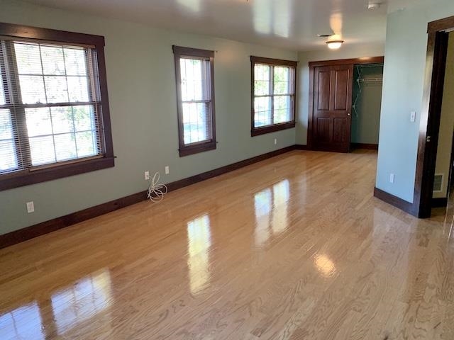 35 Maple Street Dover, NH 03820 - Photo 5 of 40