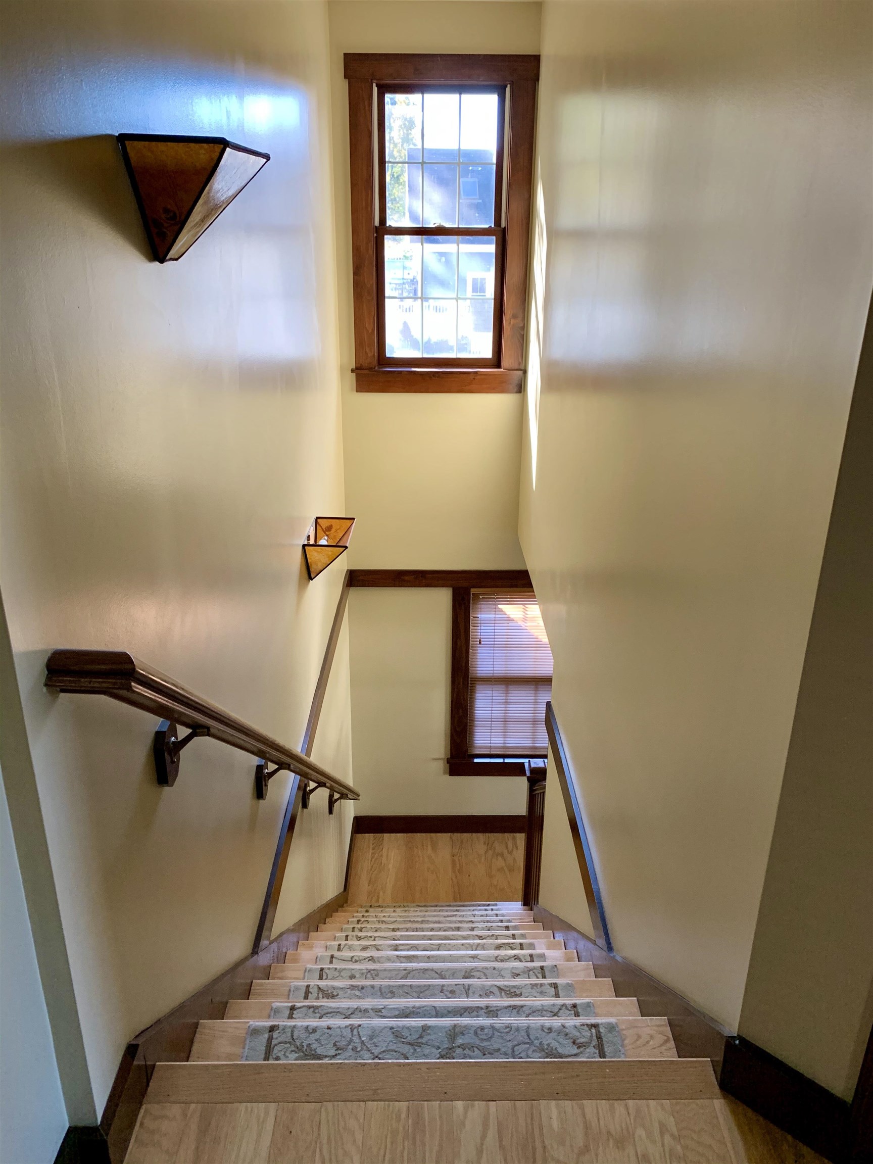 35 Maple Street Dover, NH 03820 - Photo 9 of 40