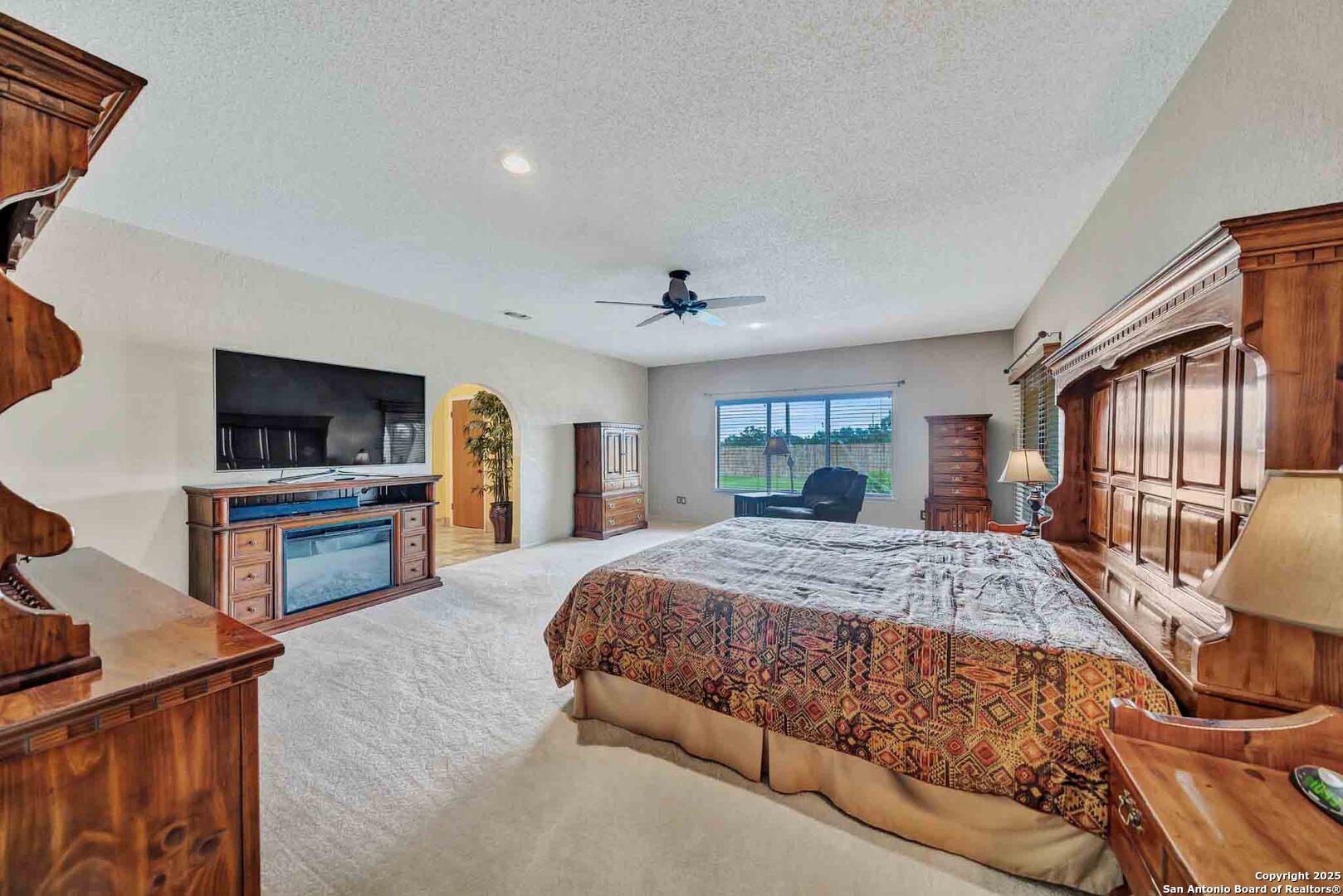 8300 Scr 314 Rocksprings, TX 78880 - Photo 35 of 74 a bedroom with a bed and a flat screen tv