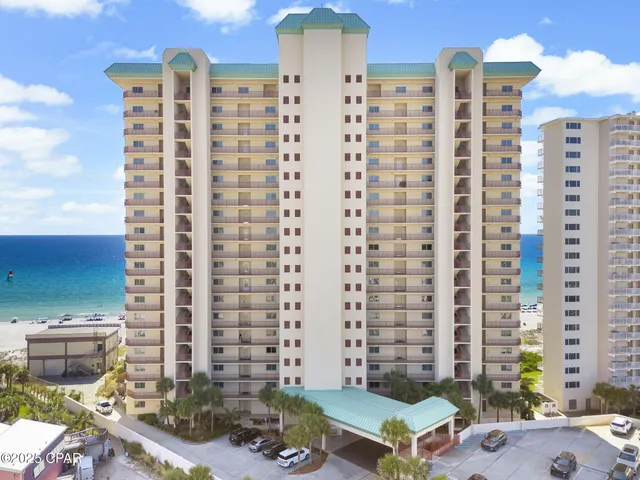 $1,249,900 | 7115 Thomas Drive, Unit 104, Panama City, FL 32408