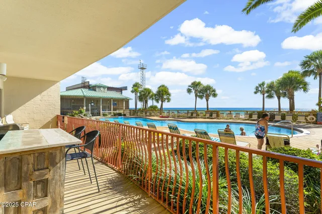 $1,249,900 | 7115 Thomas Drive, Unit 104, Panama City, FL 32408