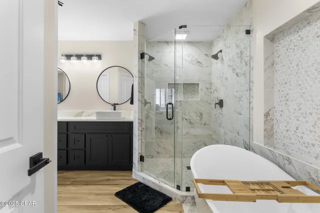 $1,249,900 | 7115 Thomas Drive, Unit 104, Panama City, FL 32408