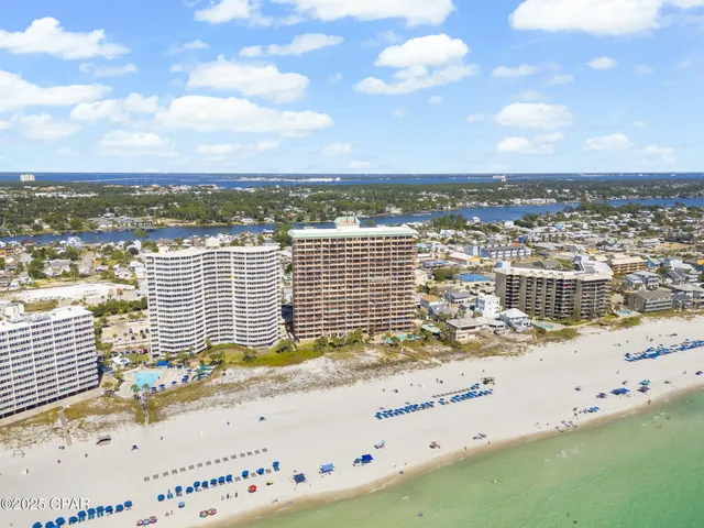 $1,249,900 | 7115 Thomas Drive, Unit 104, Panama City, FL 32408