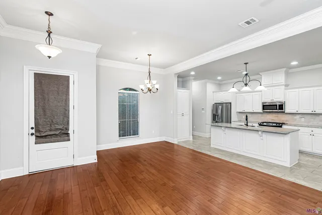 $2,400 | 8231 Valencia Court, Baton Rouge, LA 70820