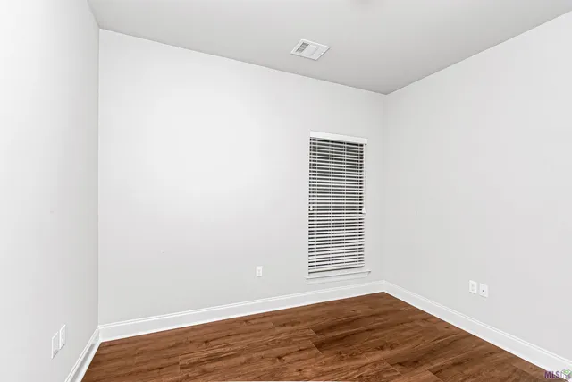 $2,400 | 8231 Valencia Court, Baton Rouge, LA 70820