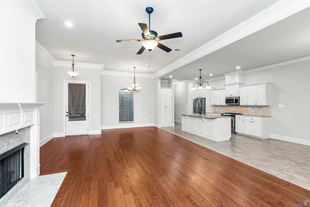 $2,400 | 8231 Valencia Court, Baton Rouge, LA 70820