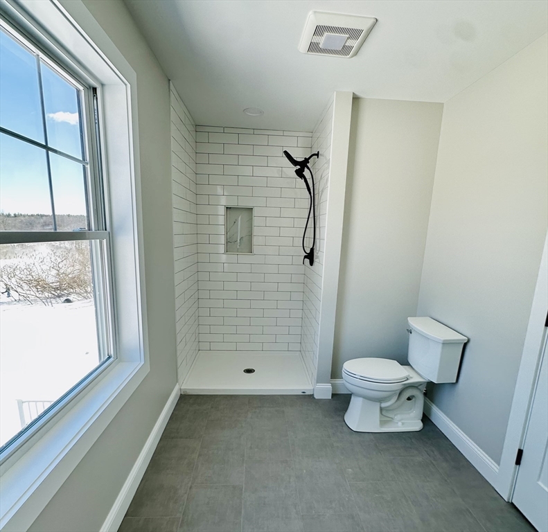 512 Fuller Street Ludlow, MA 01056 - Photo 23 of 39
