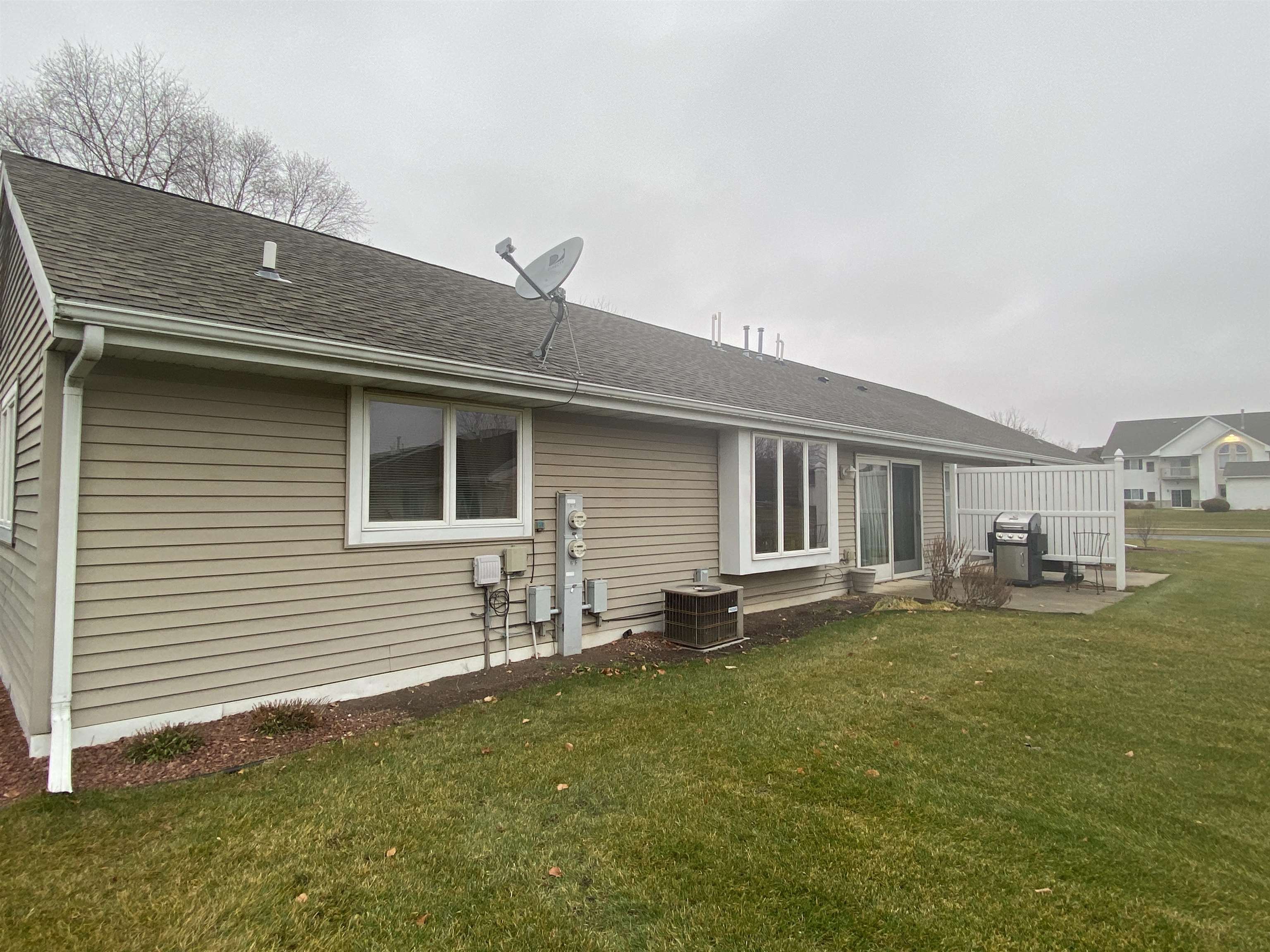 616 Reena Avenue Fort Atkinson, WI 53538 - Photo 5 of 40