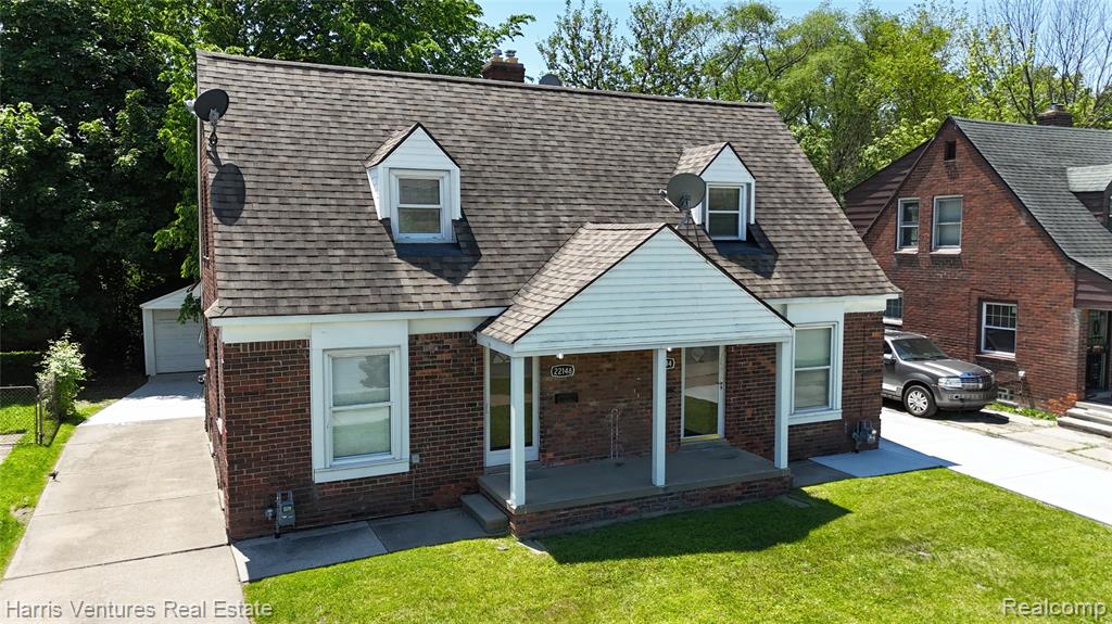 22144 Moross Road Grosse Pointe, MI 48236 - Photo 2 of 16