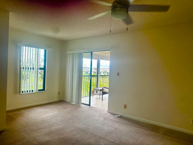 $175,000 | 14426 Amberly Lane, Unit 203, Delray Beach, FL 33446
