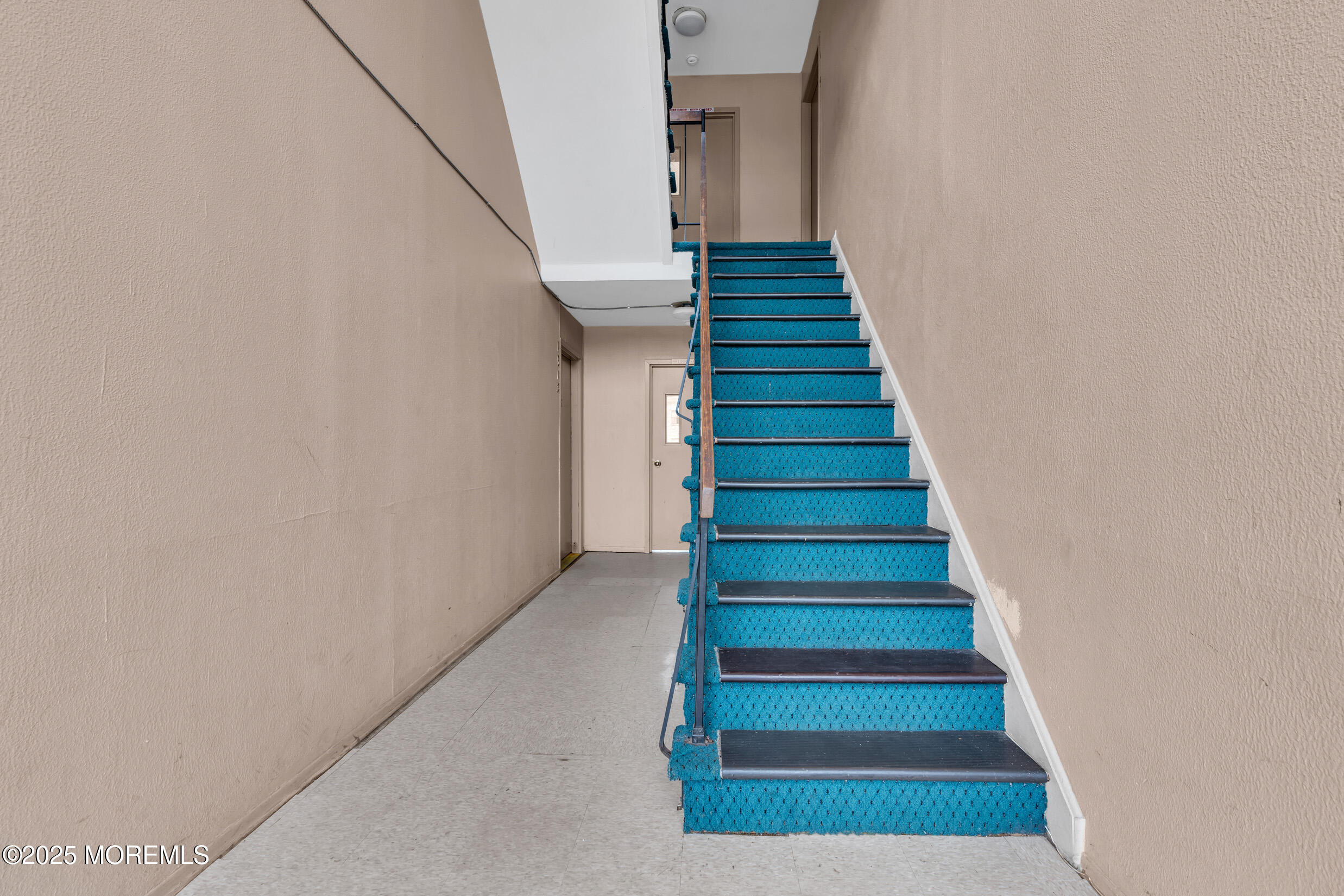 1617 Raspberry Court Edison, NJ 08817 - Photo 27 of 29 a view of entryway