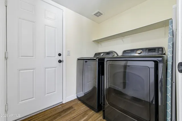 a view of walk in closet