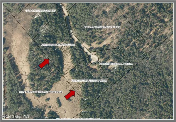 $89,500 | 3-4 Adirondack Heights Road, Chestertown, NY 12817