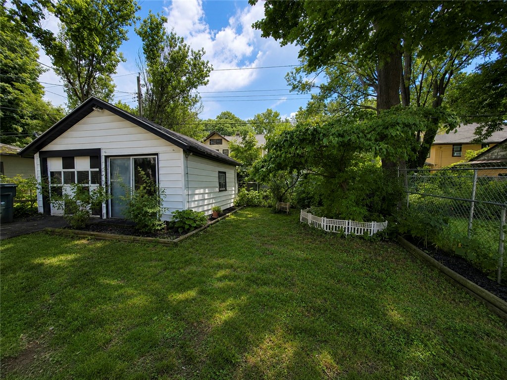 179 Roxborough Road Rochester, NY 14619 - Photo 32 of 35