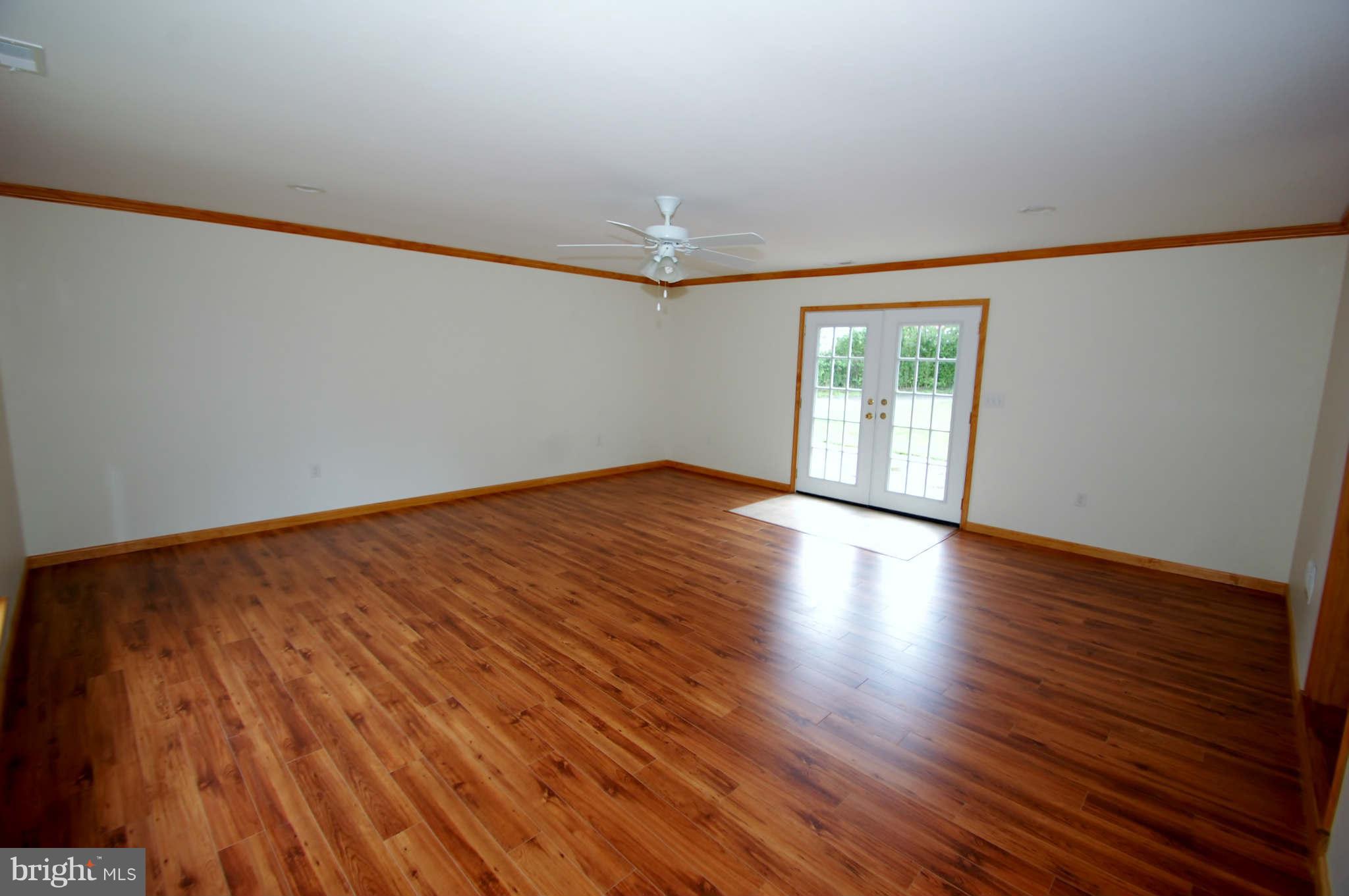 3149 Old Elk Neck Road Elkton, MD 21921 - Photo 11 of 28 Family Room