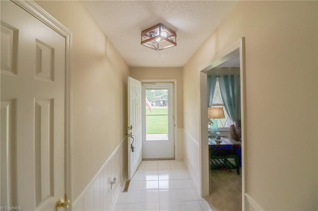 1442 William Fowler Road King, NC 27021 - Photo 9 of 31