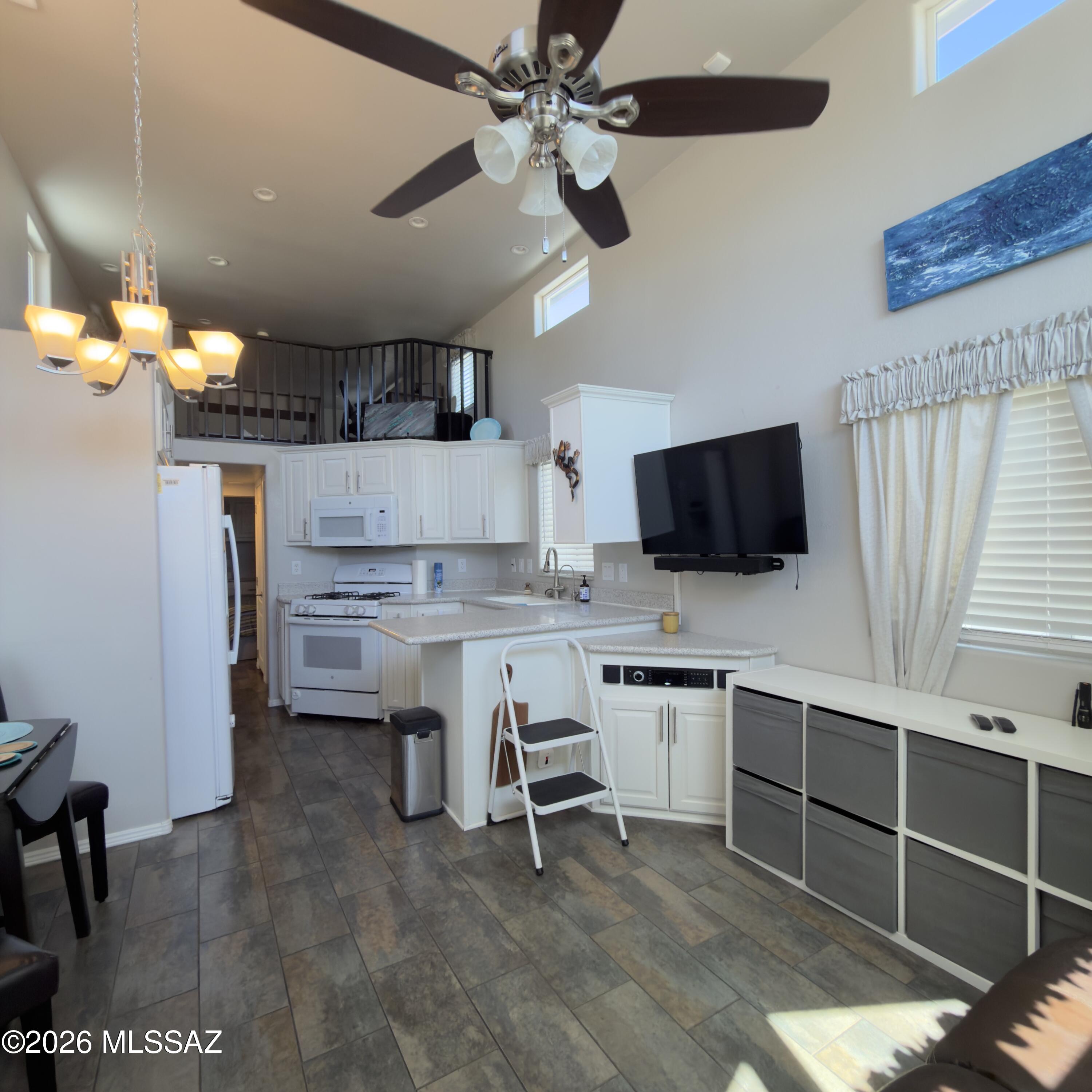 2843 19 Interstate 19 Frontage Road, Unit 116 Amado, AZ 85645 - Photo 8 of 32 IMG_5629