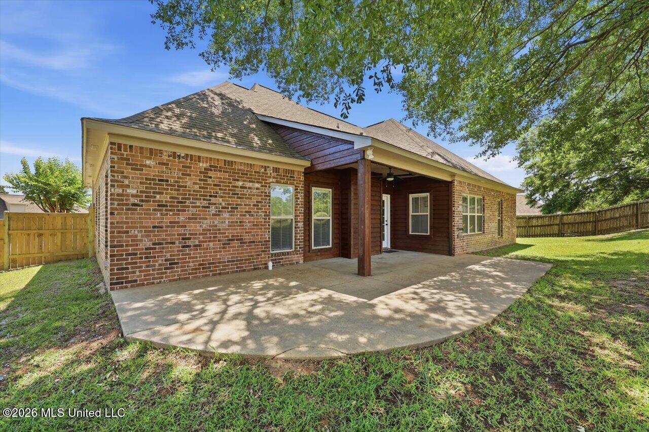 306 Cedar Stone Court Florence, MS 39073 - Photo 30 of 56 34-306 Cedar Stone Ct _ Hometoursms.com
