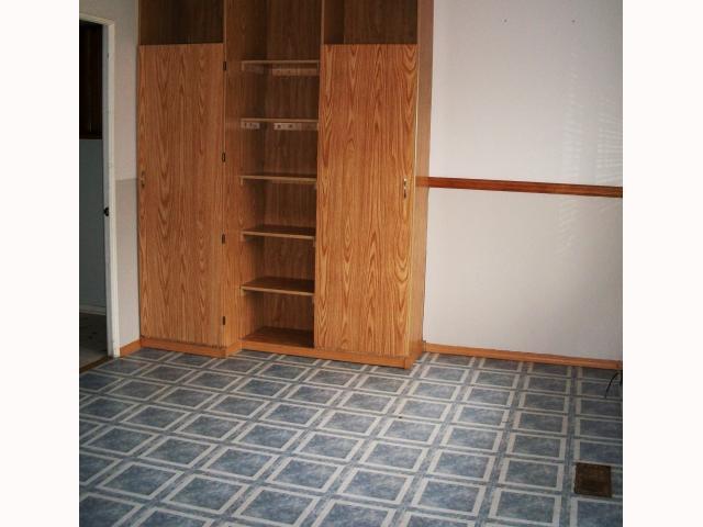947 Bristol Road Indianapolis, IN 46280 - Photo 4 of 9 Gallery Image 4
