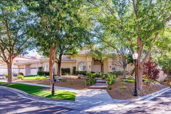 $2,199,000 | 2212 Chatsworth Court, Henderson, NV 89074