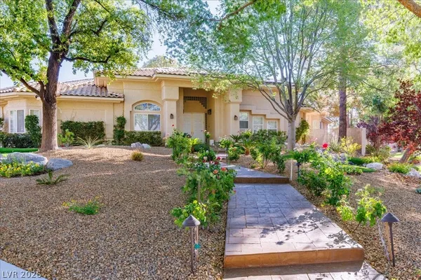 $2,199,000 | 2212 Chatsworth Court, Henderson, NV 89074