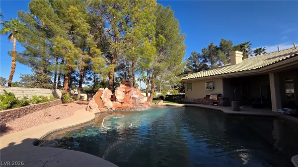 $2,199,000 | 2212 Chatsworth Court, Henderson, NV 89074