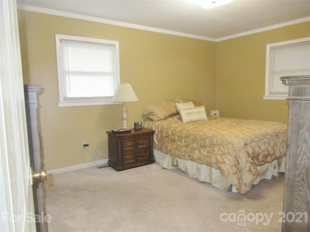 709 3rd St Place Southwest Conover, NC 28613 - Photo 21 of 28 Gallery Image 21