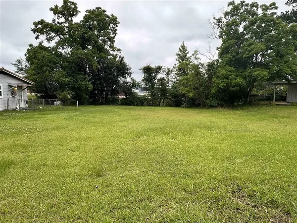 $10,000 | 1102 Westwood Drive, Leesville, LA 71446