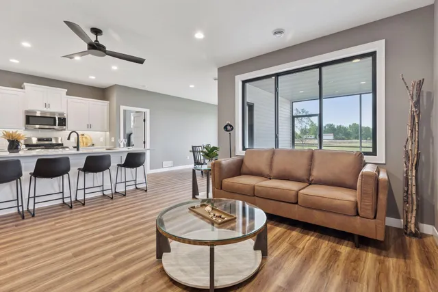 $374,900 | 721 Margaret Avenue Northeast, Isanti, MN 55040